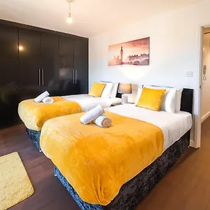  Apartment Perfect For Business And Leisure- Free Parking