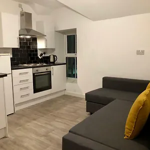Smart Apartment, 5 Mins From Centre Apartment Cardiff